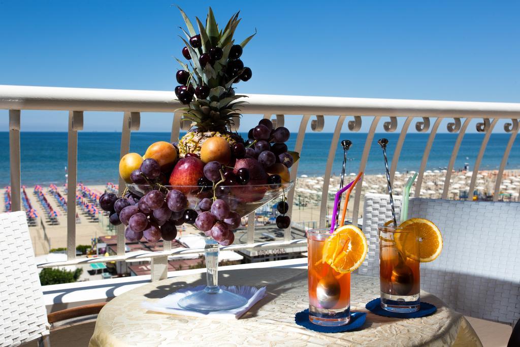 Hotel Gambrinus Червия Экстерьер фото